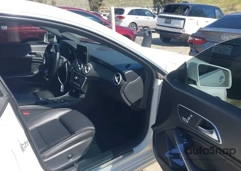 2019 Mercedes-Benz Cla 250 z USA, uszkodzony, nr VIN WDDSJ4EBXKN745258